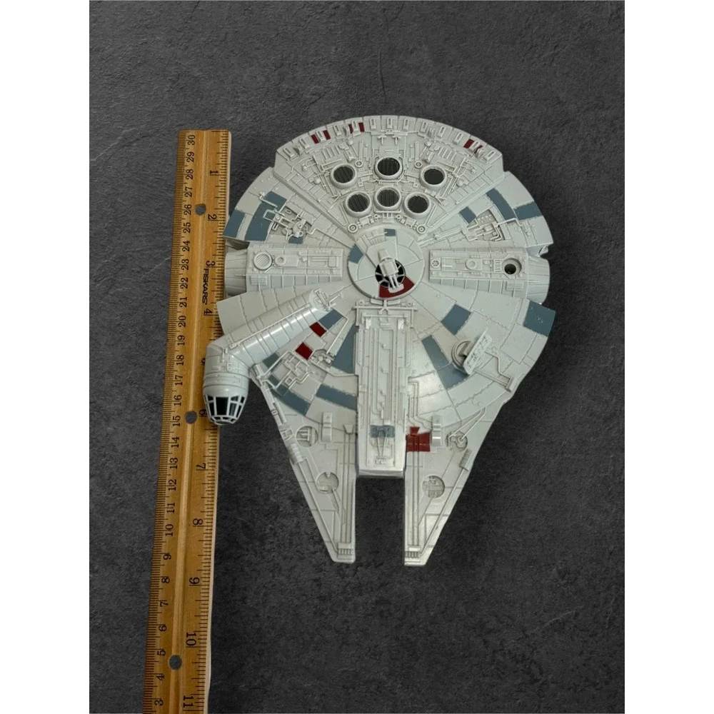 REVELL STAR WARS MILLENNIUM FALCON PLASTIC SNAPTITE MODEL KIT 1:164 Working